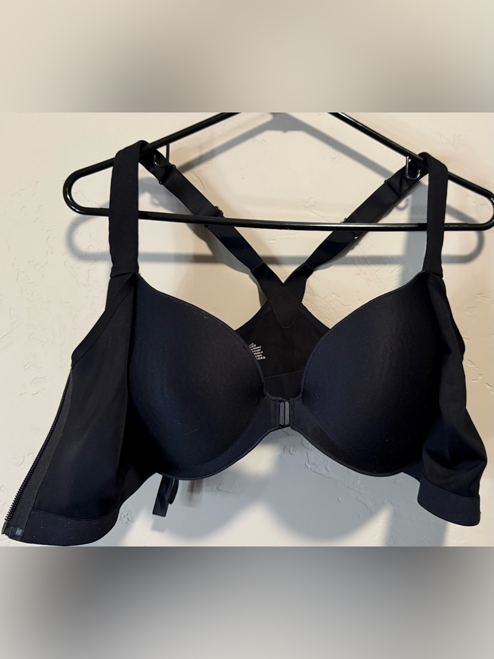 Victoria's Secret Black Front-Zip Support Sports Bra with Crisscross Straps - Picture 3 of 5